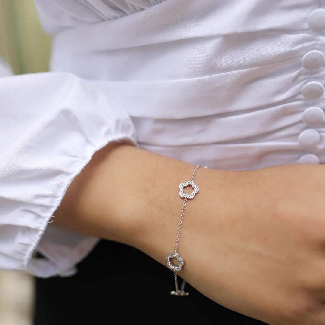 Eden Four Flower Diamond Bracelet - Image 3