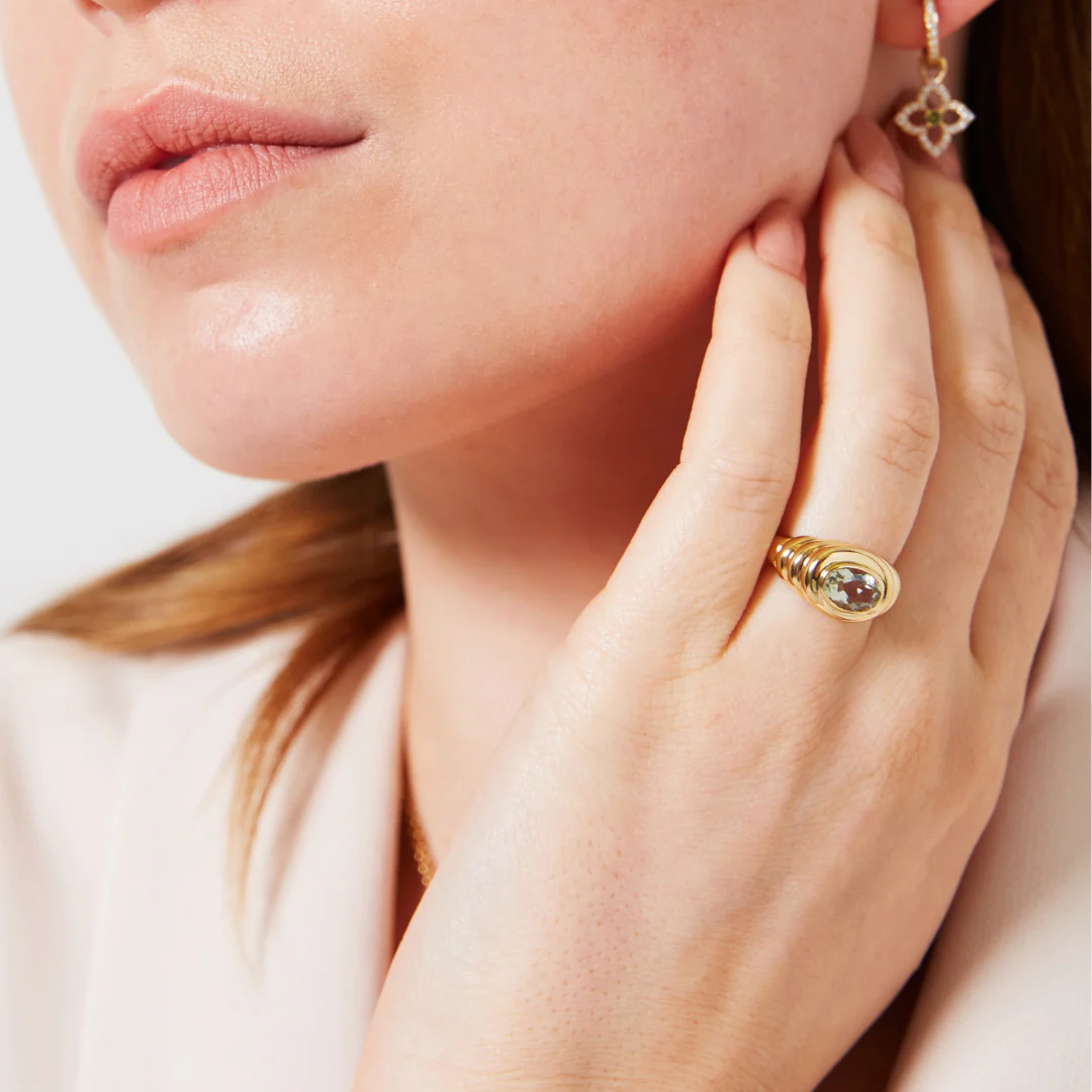 Kiki Classics Green Amethyst Ripple Ring - Image 2