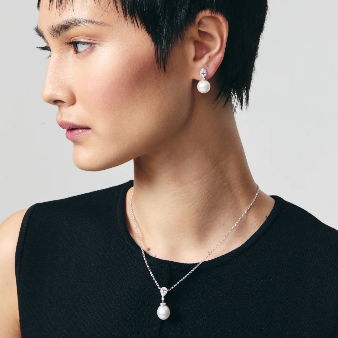 Pearl White Topaz and Diamond Pear Necklace - Image 3